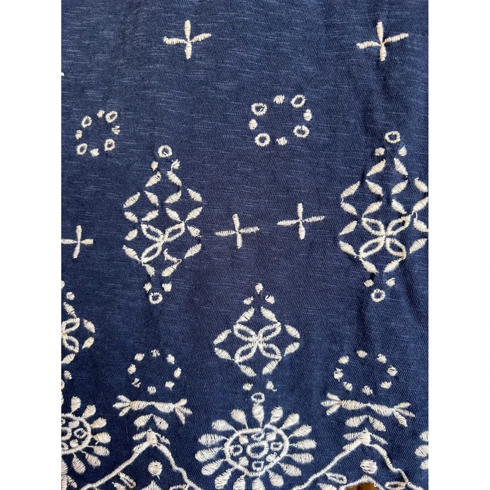 New Directions Weekend Navy Blue‎ Crochet Lace Embroidered Sleeveless Tank Top M - Picture 10 of 11